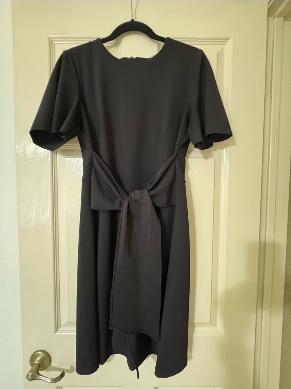 Donna Morgan Black Tie-Front Midi Dress